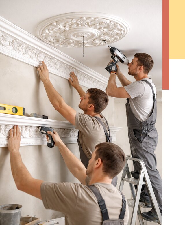 Монтаж лепнины на потолок в Новомосковске от 3304 руб. быстро и недорого | ОТДЕЛОЧНИК-Нвм